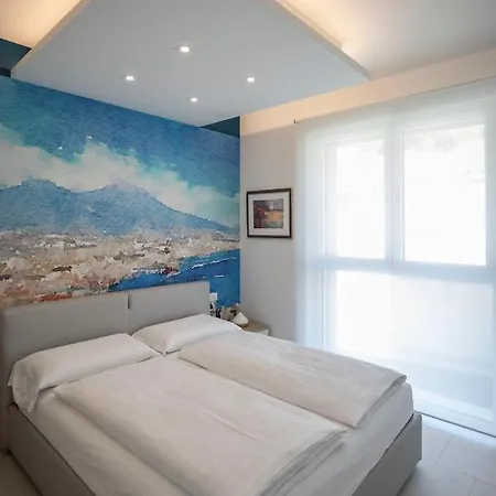 Valarin Napoli, Luxury & Wellness, *