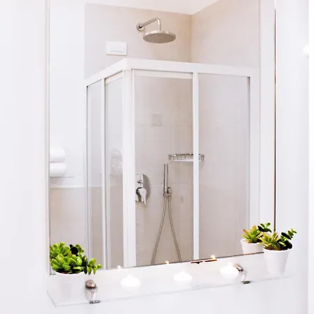 Apartment Valarin Napoli, Luxury & Wellness, *