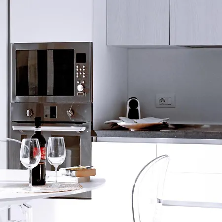 Valarin Napoli, Luxury & Wellness,